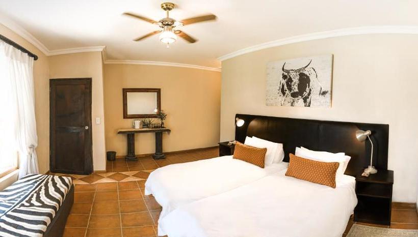 هتل Farmstay Okakeua