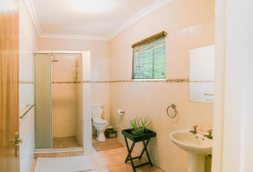 هتل Farmstay Okakeua