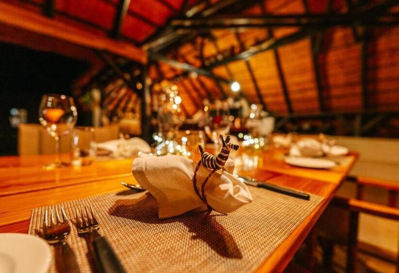 هتل Farmstay Okakeua