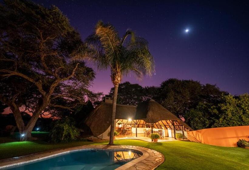 هتل Farmstay Okakeua