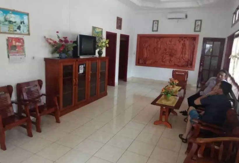 Majatalo Wisma Tuluy