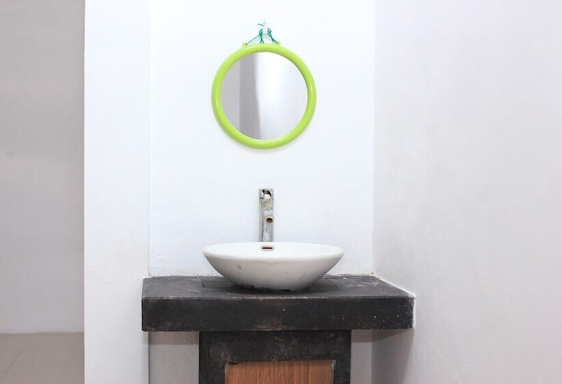 פנסיון Wisma Tuluy