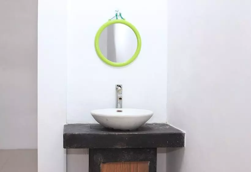 Majatalo Wisma Tuluy