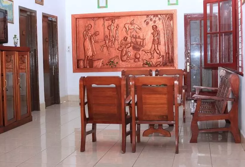 Majatalo Wisma Tuluy