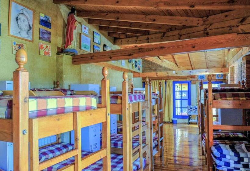 Albergue San Miguel   Sólo Para Peregrinos