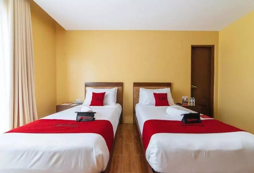 ホテル Reddoorz Premium Near Health Centrum Banica