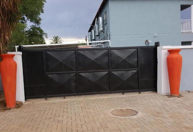 פנסיון Silver Rest Guesthouse