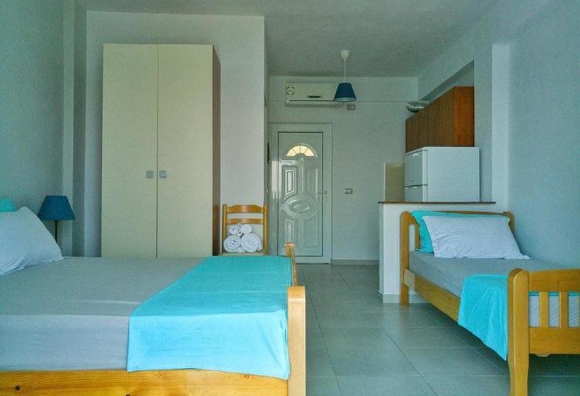 פנסיון Sunset Boulevard Rooms