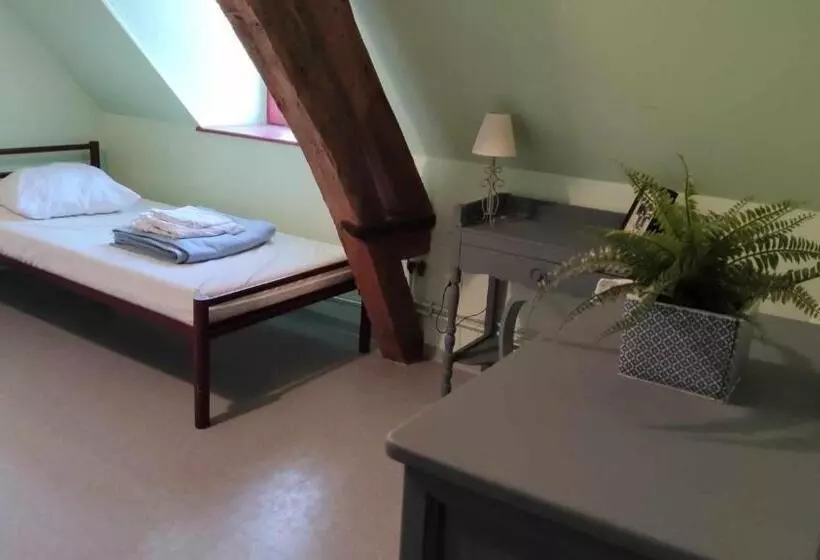 Auberge De Jeunesse La Hulotte