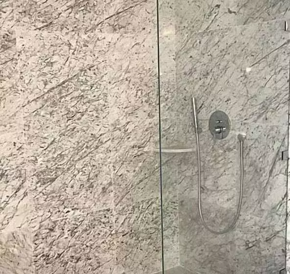 تختخواب و صبحانه Dar Benti