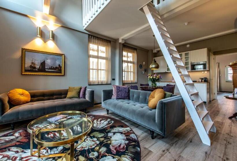 בית מלון כפרי Mondragon