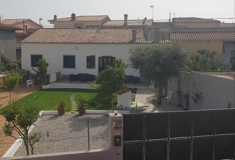 ペンション Pop Art Exclusive Rooms