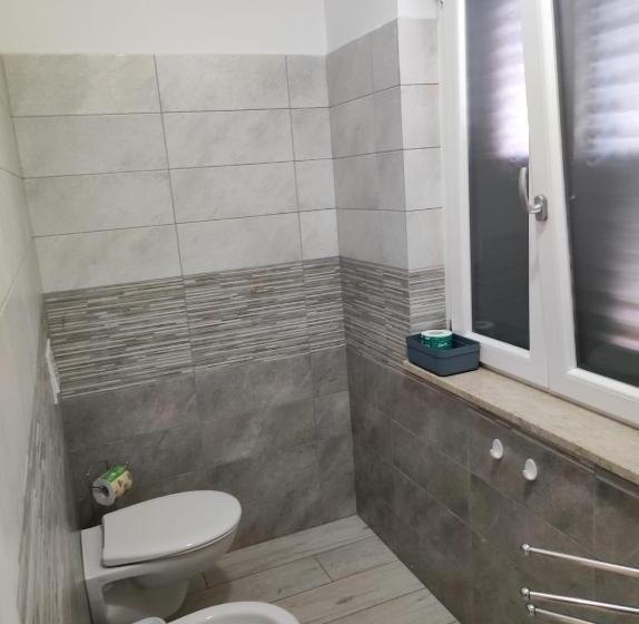 مبيت وإفطار Villa Ada