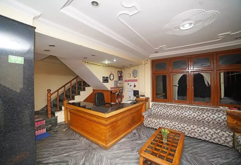 هتل Oyo 37141 Pathik Resort