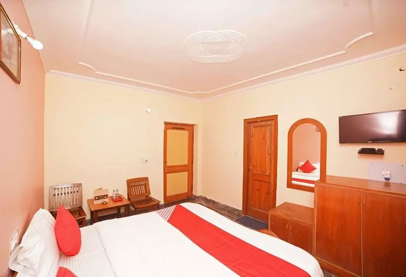 هتل Oyo 37141 Pathik Resort