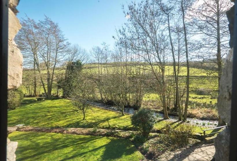 Пансион The Old Corn Mill