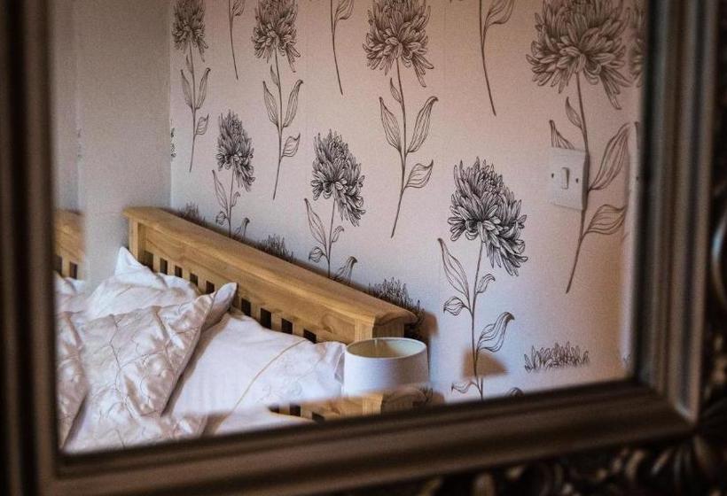 Пансион The Old Corn Mill