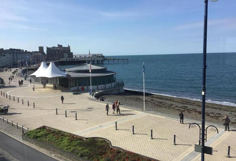 צימר Helmsman Guesthouse