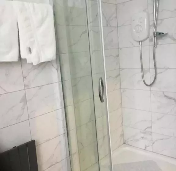 ベッドアンドブレックファースト Helmsman Guesthouse