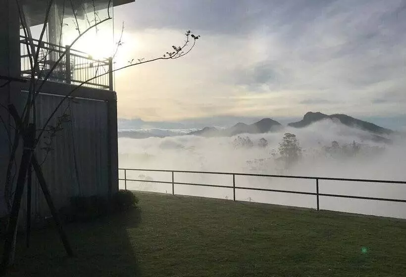 هتل Harrington Heritage