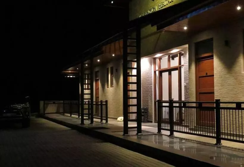 هتل Harrington Heritage