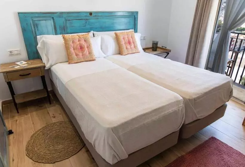 پانسیون Hostal Boutique Olvido 22 Adults Only