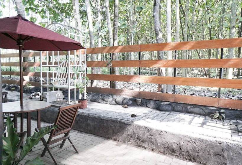 بنسيون Reddoorz Syariah Near Exit Tol Malang