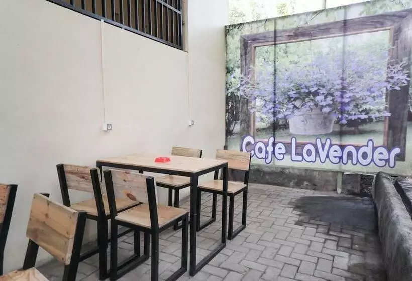 Majatalo Reddoorz Syariah Near Exit Tol Malang