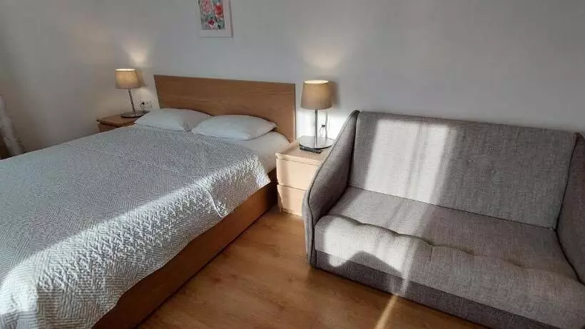Apartamentai šalia Baseino