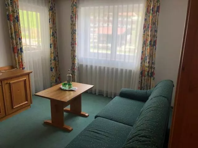 Aamiaismajoitus (B&B) Norishütte