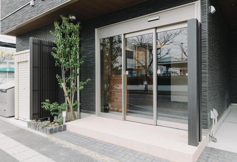 Grand Base Karatsu Ekiminami