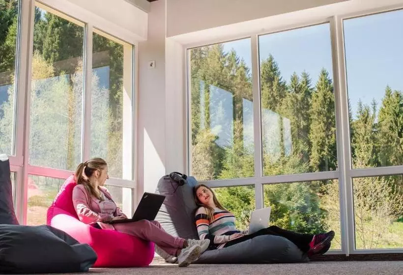 Hotelli Poeziya Mandriv