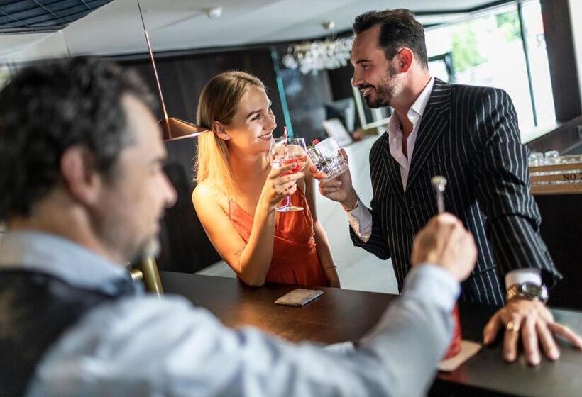 فندق Prunner Luxury Suites   Adults Only