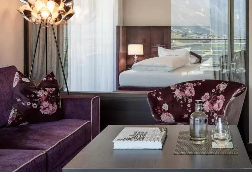 ホテル Prunner Luxury Suites   Adults Only