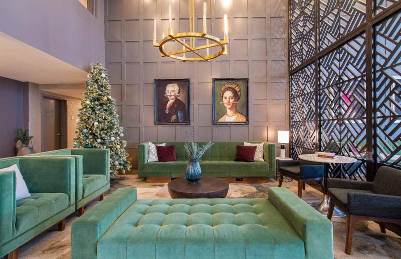 Hotel Sandman Signature Ottawa Airport