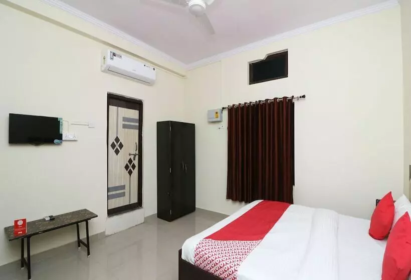 ホテル Oyo 24823 Amrit Guest House