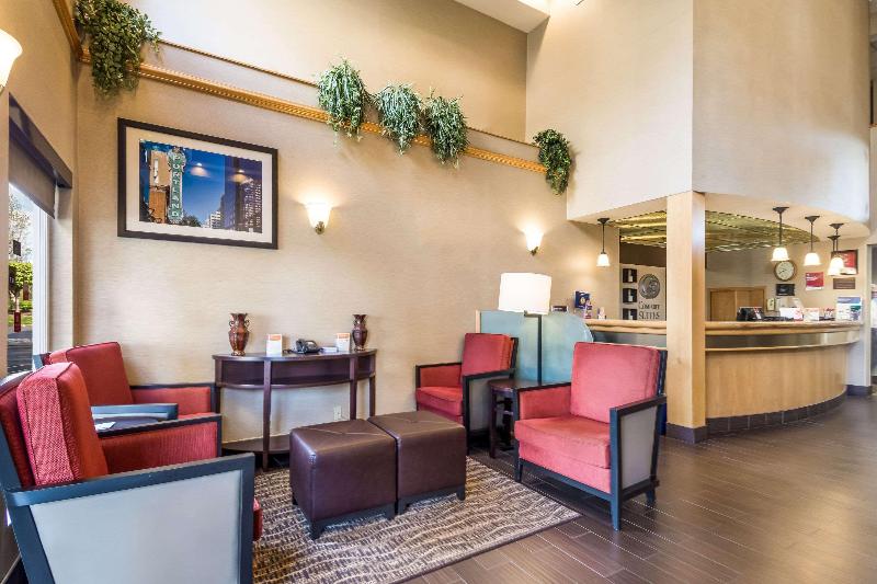 فندق Comfort Suites Portland Airport