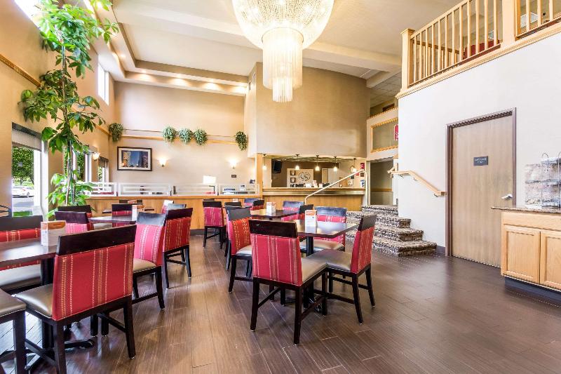 فندق Comfort Suites Portland Airport