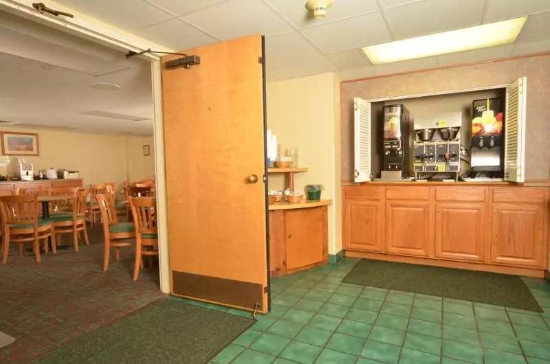 酒店 Country Cascades Waterpark Resort