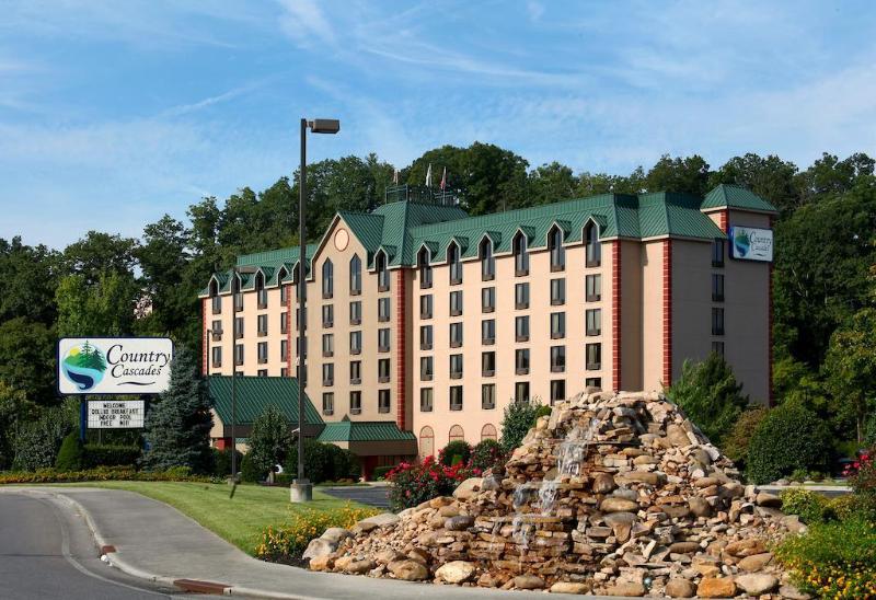 هتل Country Cascades Waterpark Resort