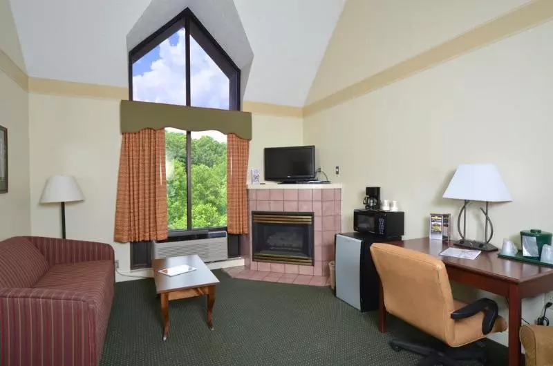 酒店 Country Cascades Waterpark Resort