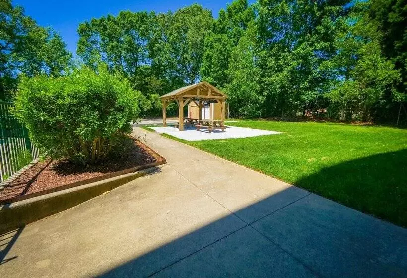 호텔 Country Inn & Suites By Radisson, Burlington Elon , Nc