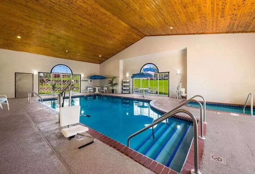 酒店 Country Inn & Suites By Radisson, Freeport, Il