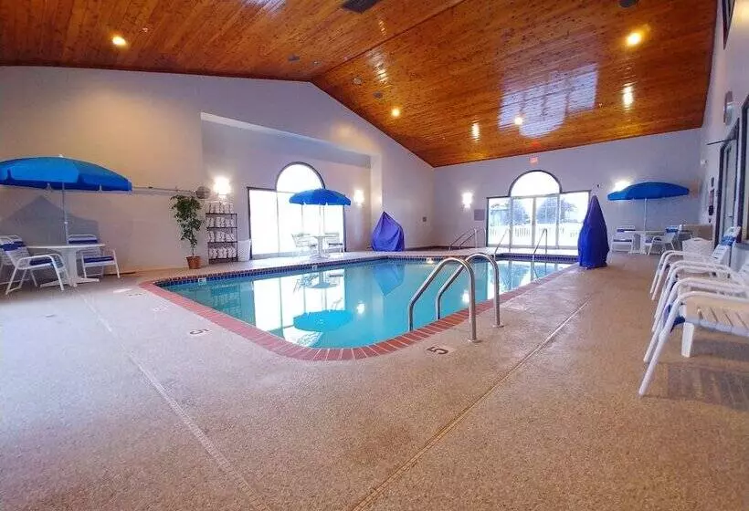 酒店 Country Inn & Suites By Radisson, Freeport, Il