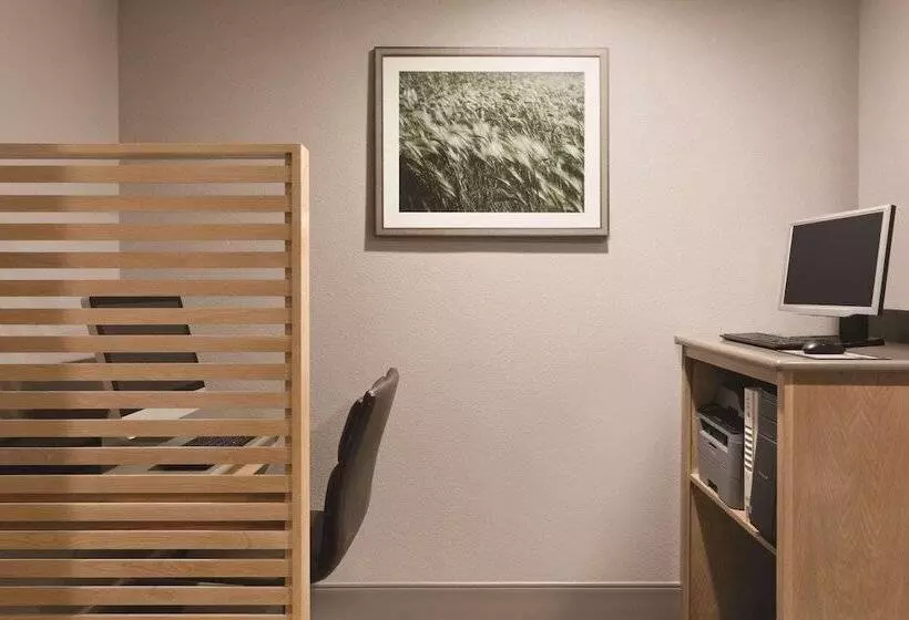 هتل Country Inn & Suites By Radisson, Roanoke, Va