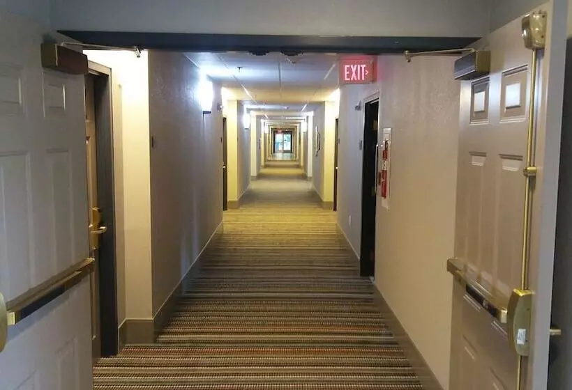 هتل Country Inn & Suites By Radisson, Roanoke, Va