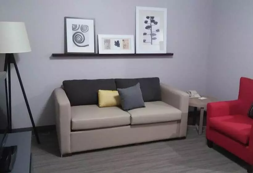 هتل Country Inn & Suites By Radisson, Roanoke, Va