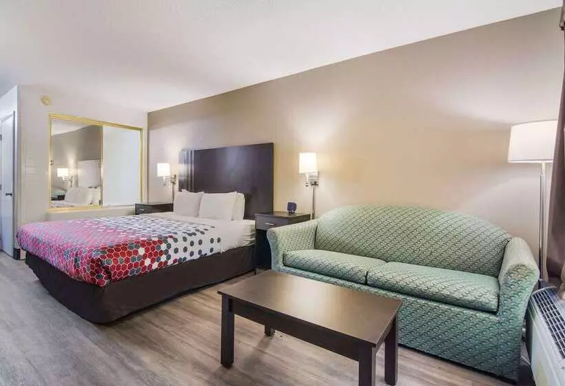 هتل Econo Lodge South