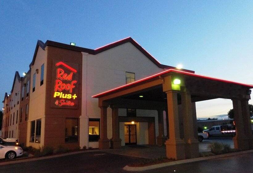 هتل Red Roof Inn Plus+ & Suites Chattanooga   Downtown