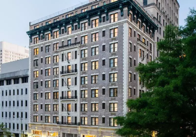 Отель The Commonwealth